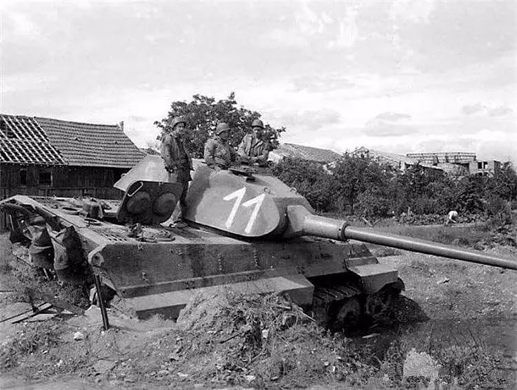 独孤求败，看二战中被摧毁的虎王坦克，很少正面击穿｜老照片 - 9
