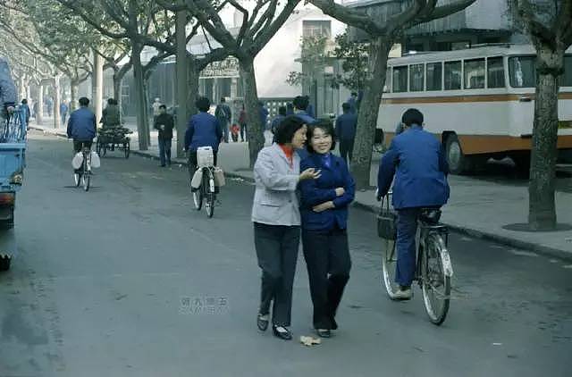 36年前一对美国夫妻，拍了1600多张中国旅游照，看哭了所有人…… - 9