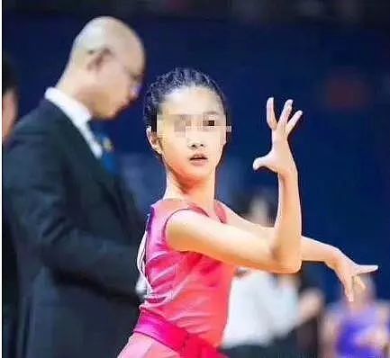 刘国梁8岁女儿喜得世界冠军,乒乓球冠军的育儿经你不得不看… - 7