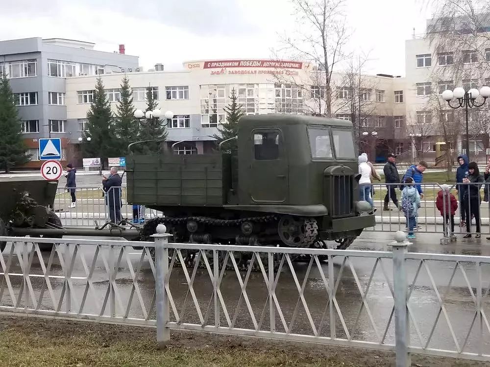 俄国阅兵把二战古董战车开上大街，T35坦克引起军迷一片尖叫 - 7