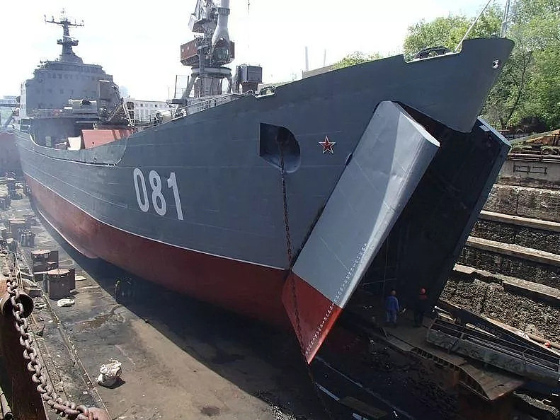 中国武器逆袭，向俄罗斯推销两栖战舰，或是俄海军的唯一选择｜军情晚报 - 9