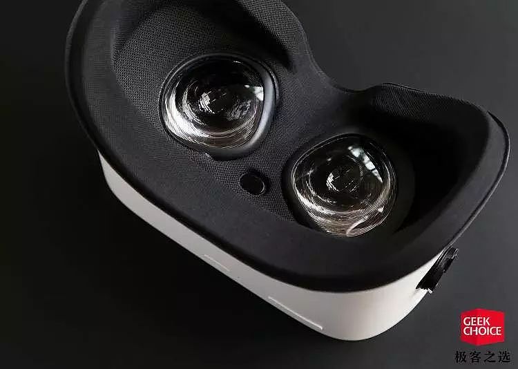 小米 VR 一体机体验：它可能是目前最具性价比的 VR 一体机 - 5