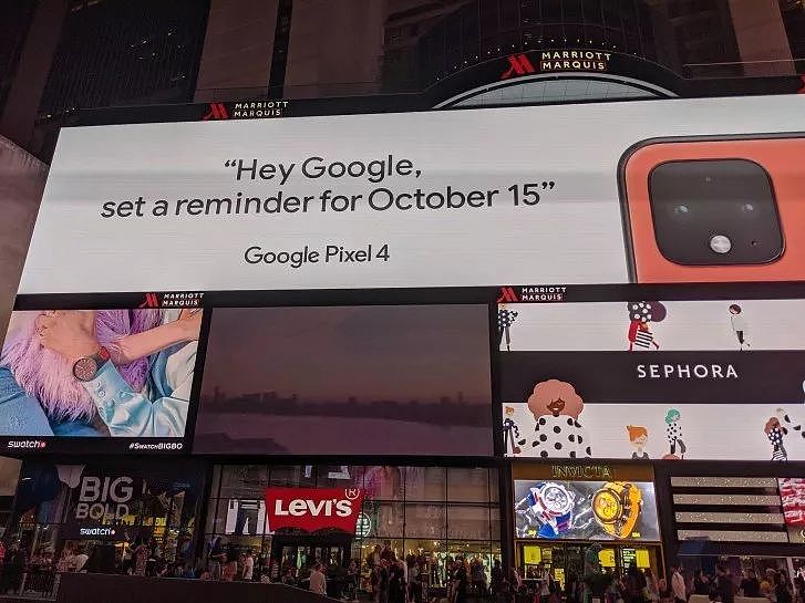 谷歌Pixel 4系列广告亮相时代广场！确认10月15日发布，珊瑚橙配色亮相 - 1