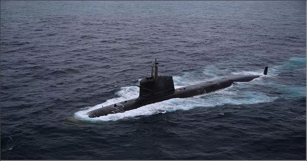 又想搞事？印度潜艇欲潜入巴基斯坦领海被发现，被迫上浮返航！｜军情晚报 - 1