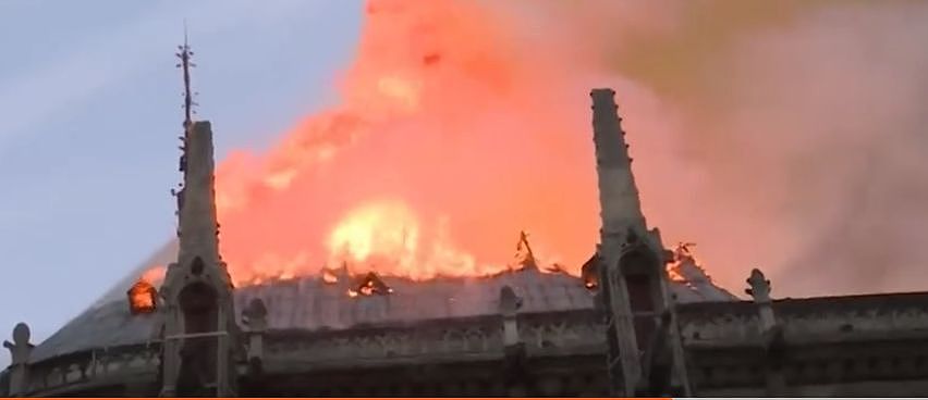 巴黎圣母院失火：这座见证法国历史的建筑会消失吗？ - 3
