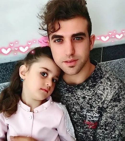 伊朗8岁小女孩被称为“全球最美”！因为太美，父亲辞职做贴身保镖…… - 21