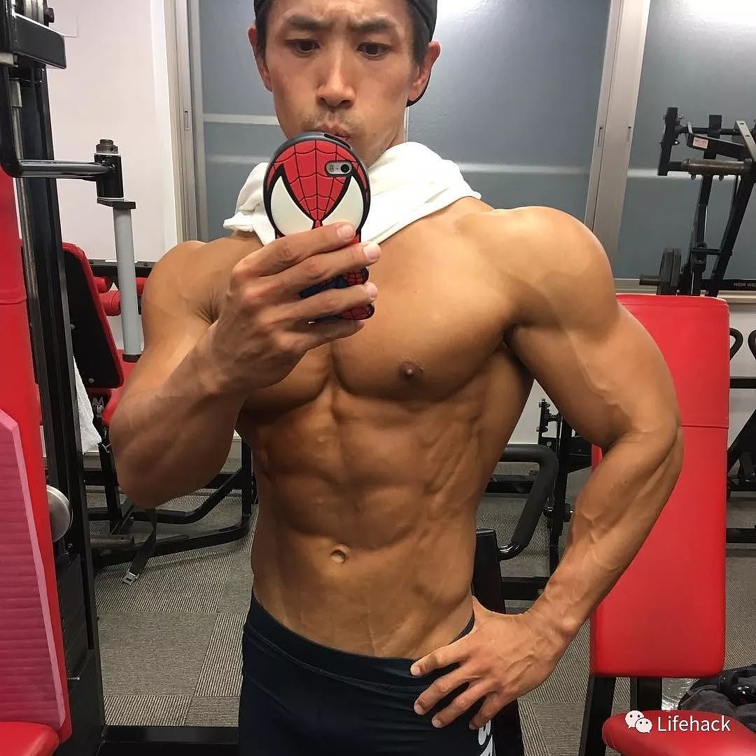 除了猥琐男优，日本其实也有肌肉型男 - 3