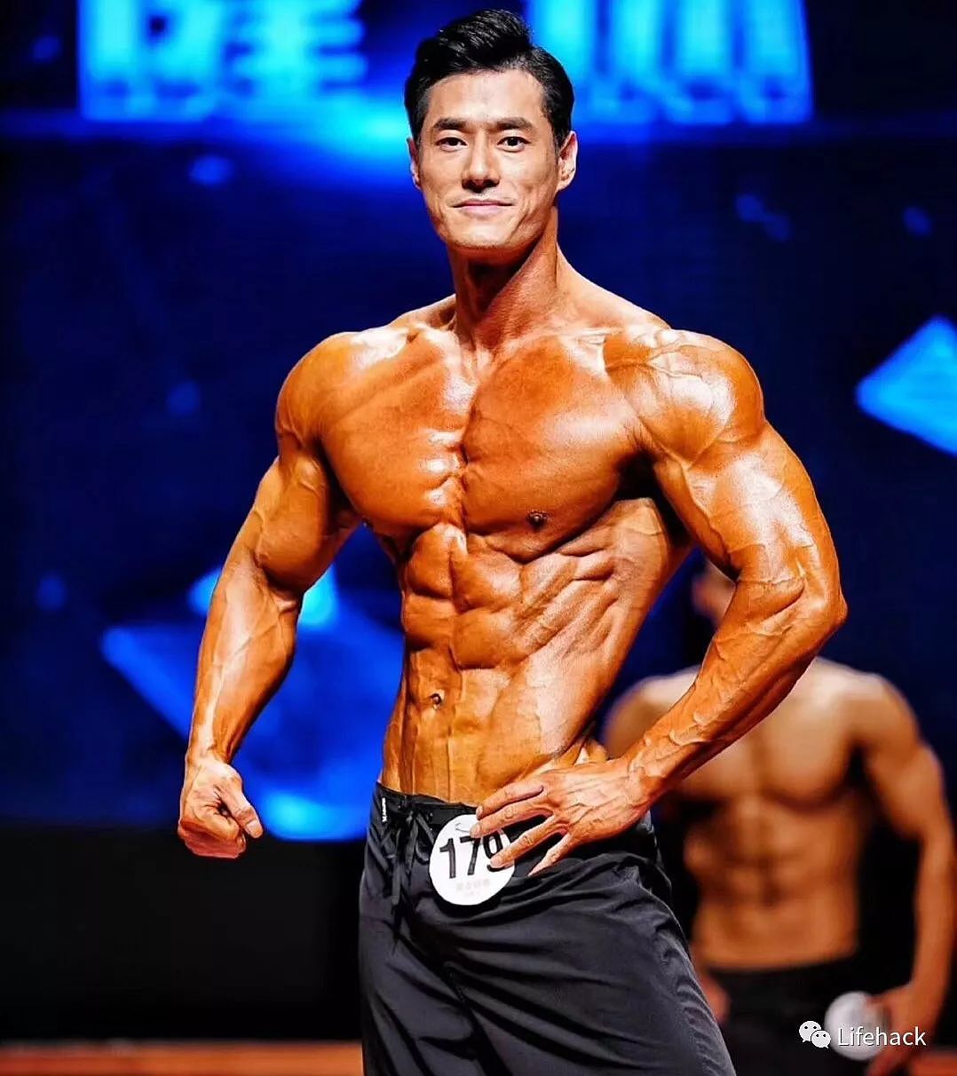 这位韩国猛男，在中国拿了健体比赛总冠军 - 5