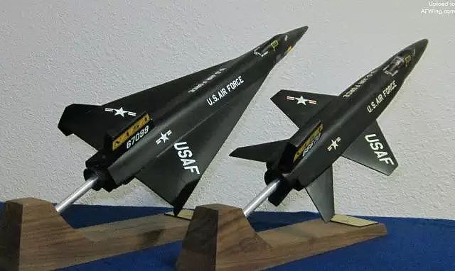 能飞6.7马赫的冷战黑科技，堪比导弹的X-15火箭飞机｜军武正片 - 6