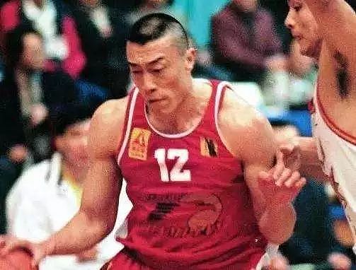 中国篮球，70年70人 - 63