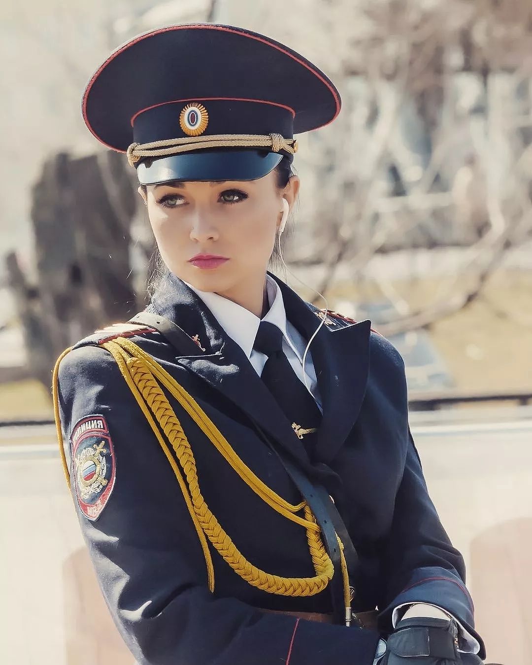 俄罗斯女警美得就像玩警服cosplay一样 - 43