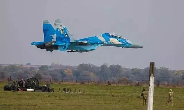 乌克兰战机坠毁，却阵亡了美军飞行员，俄罗斯：活该 | 军情晚报 - 7