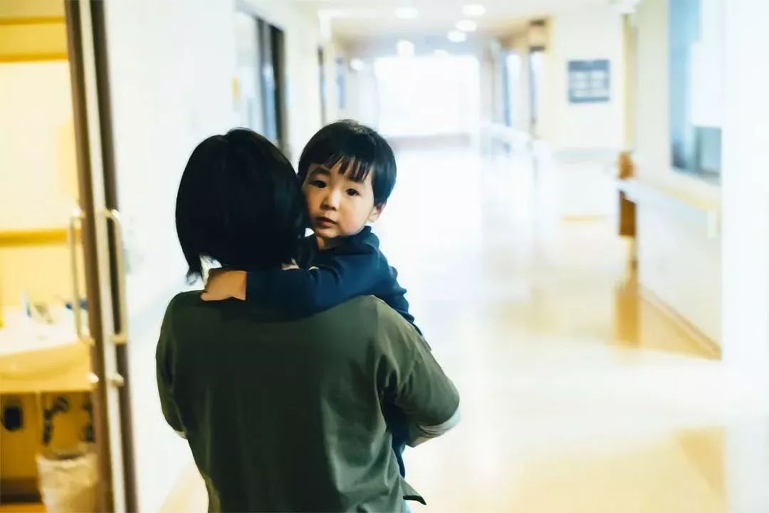 日本36岁患癌摄影师，用生命最后3年给儿子留下“最后的礼物”，看哭无数人... - 18