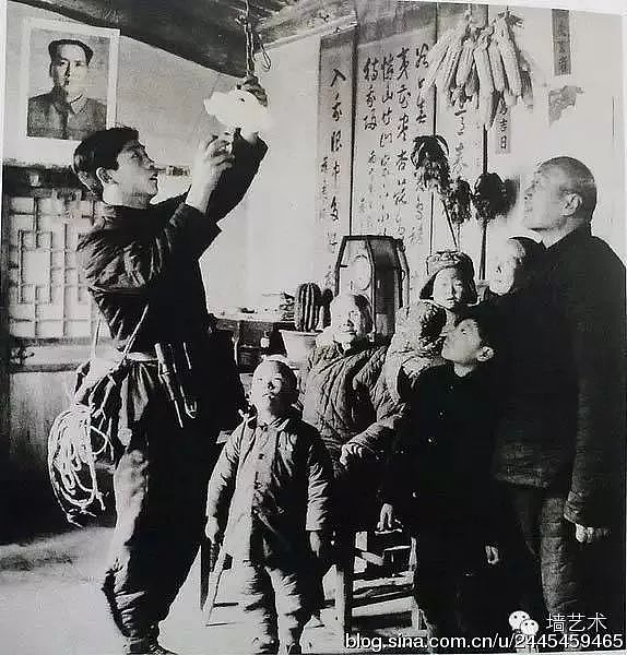 一组老照片，看100年来中国人都怎么过年？还是过去过年有规矩，有年味！ - 51