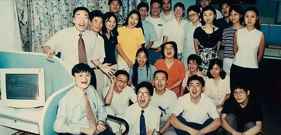 请回答1998：范冰冰、赵薇、崔永元的人生，早已在20年前埋下了伏笔 - 49