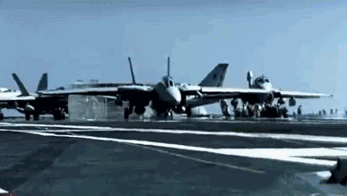 最手残的乘客：美军军官坐F-14战机误将自己弹射出座舱｜军情晚报 - 6