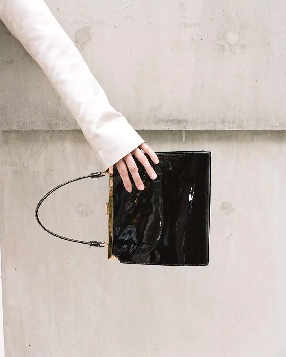 拎在手上，没有不优雅的道理：Mansur Gavriel 推出”Elegant Bag”新手袋 - 2