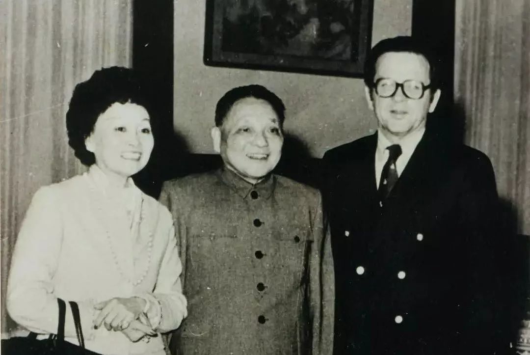 邓小平说：她是走上美国政坛的第一位中国女性，是几届中国领导人的座上宾，而刚刚，她近百年的传奇画下了句点！ - 60