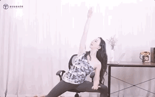 瑜伽皇后唐幼馨，首个登上美国时代广场大荧幕的瑜伽大师，也是小S林志玲的教练，教你告别腰酸背痛，驼背、大象腿！ - 22