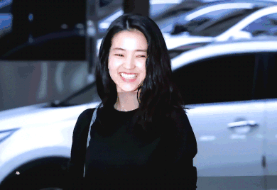她是全韩国最能穿出纯正”港风“的实力派女演员金泰梨，颜值衣品all在线，是真·人间仙女没错了！ - 21