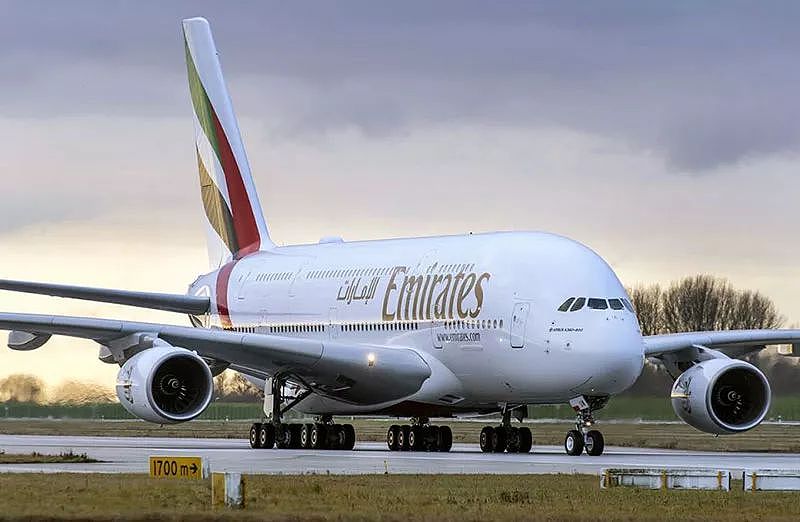 空客 A380 要停产了，为什么航空公司不愿意买这种「空中巨无霸」？ - 5