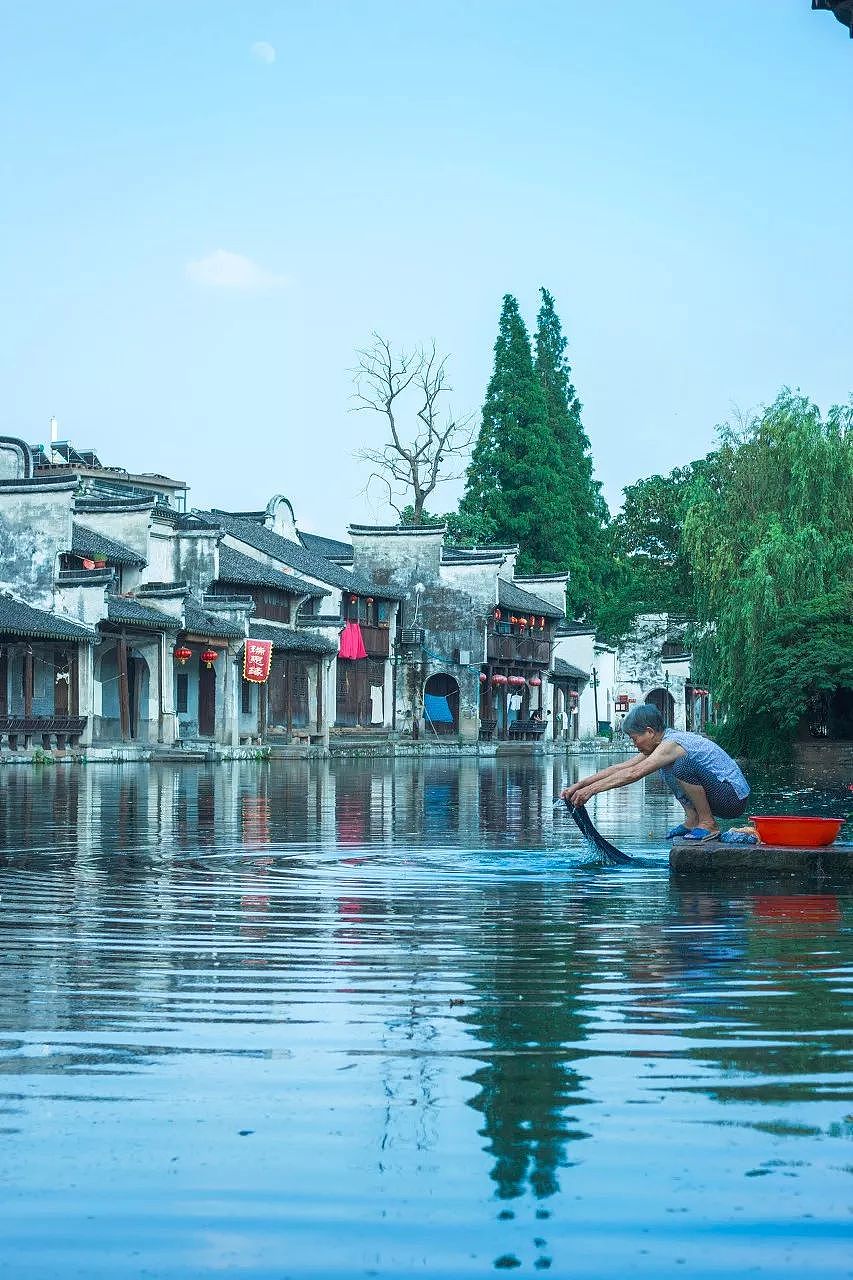 它是中国第一座被列入世界文化遗产的江南小镇，没有乌镇周庄盛名，竟是如此迷人！ - 35