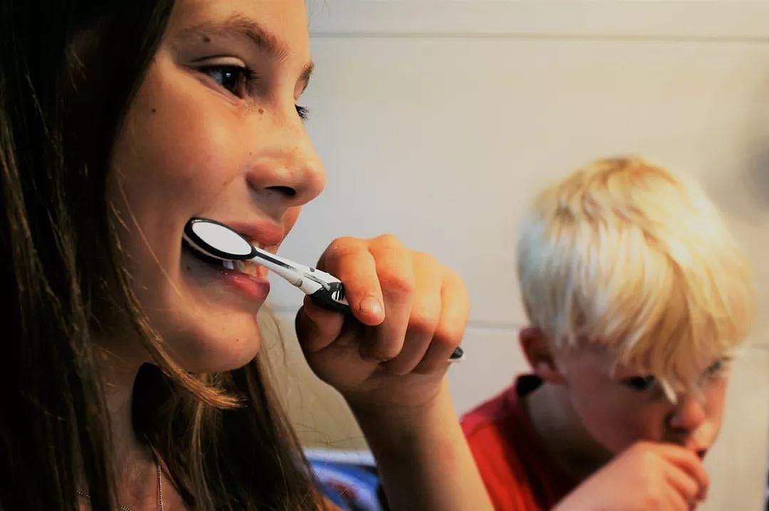 一口黄牙有救了！这瓶20000目澳洲珍珠粉，1周拯救牙齿黑黄 - 13