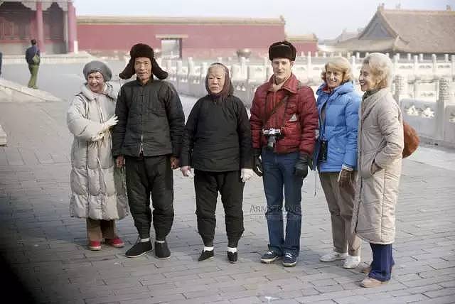 36年前一对美国夫妻，拍了1600多张中国旅游照，看哭了所有人…… - 42