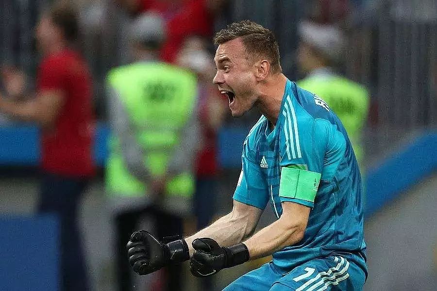 世界杯给了俄罗斯足球救赎的机会，却唯独没给他留下追梦的时间 - 11