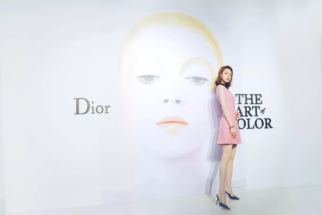 “DIOR, THE ART OF COLOR”艺术展览于上海当代艺术馆盛大启幕 - 11