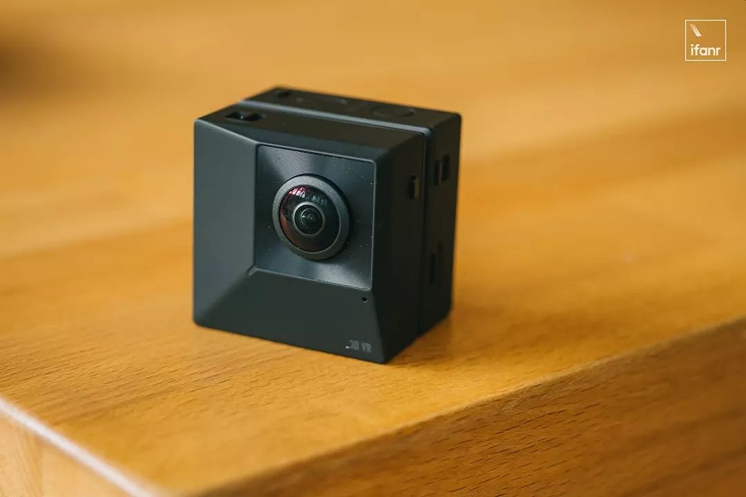 Insta360 EVO ：3D 照片、360° 视频二合一的新相机，到底值不值得尝试 - 8