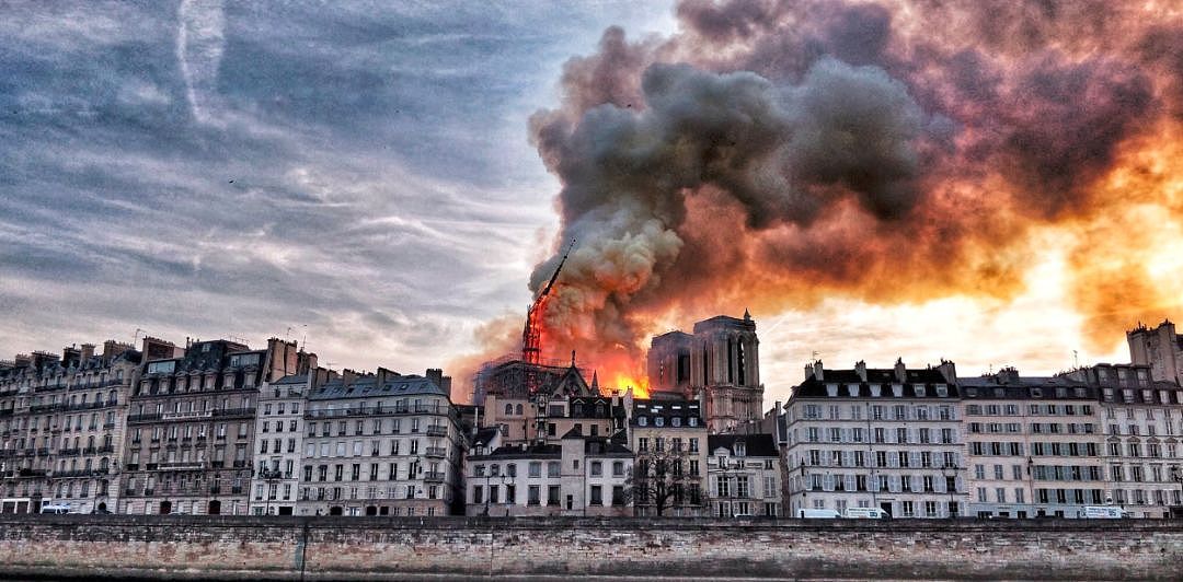 巴黎圣母院大火：有些风景，一旦错过便是永远。 - 17