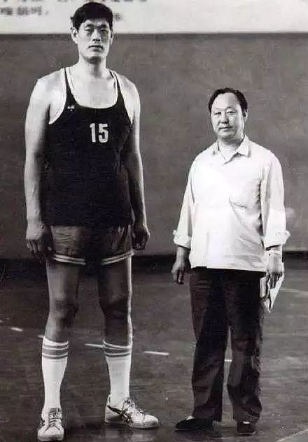 中国篮球，70年70人 - 22