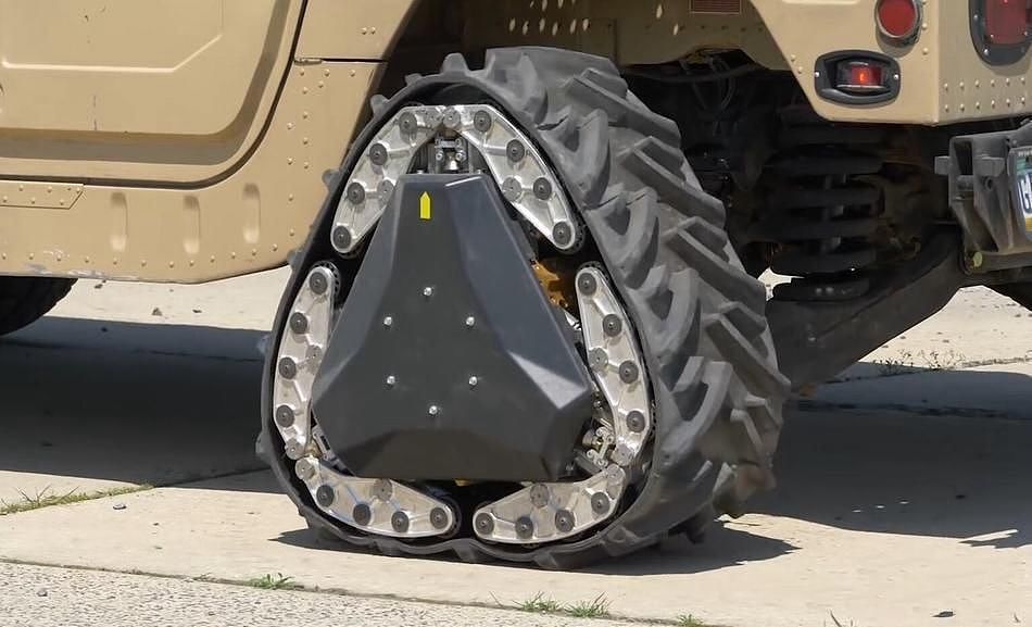 两秒轮胎变履带，美军展示超黑科技车轮 - 6
