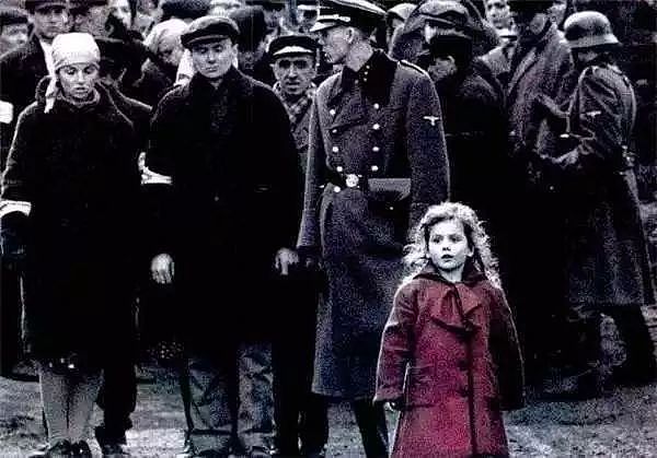 纳粹士兵“处决”5岁幼女 40年后却赢得尊重 - 1