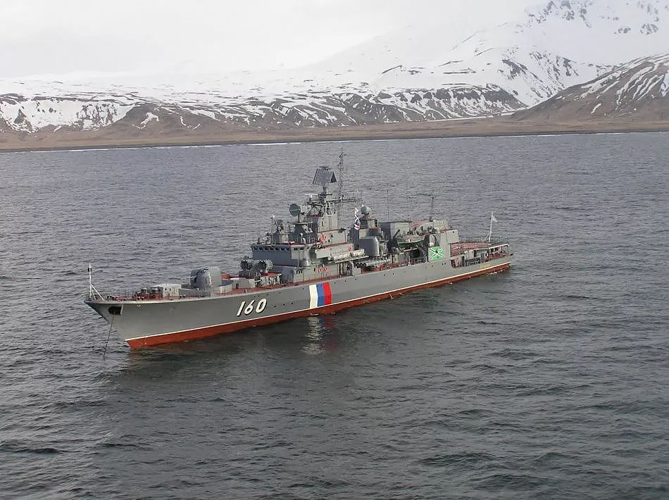 乌克兰海军拿巡逻船当护卫舰，反舰导弹都没有，远航回来基地没了 - 6