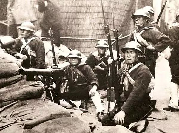 抗战期间，日本兵的脸，为何比中国兵“多”了一样东西？ - 7