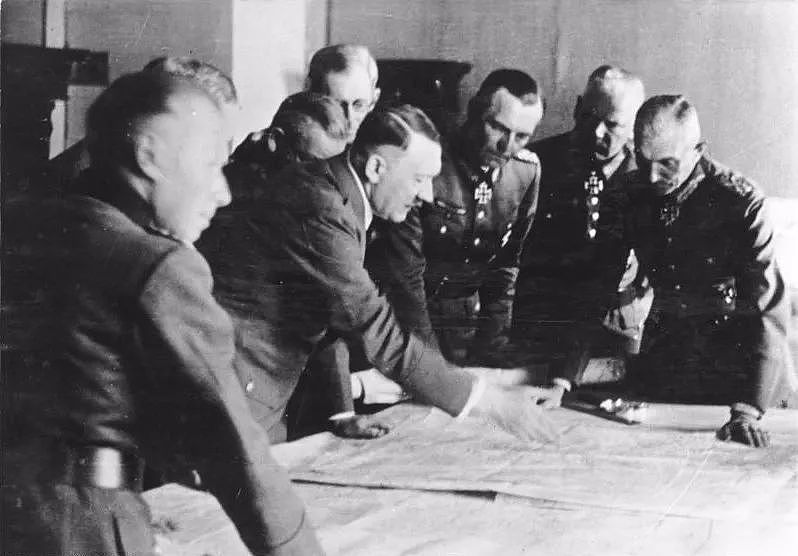 据说，希特勒是20世纪大国领导人中最有军事才能的 - 3