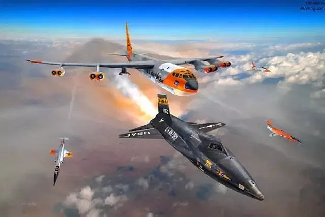 美国打造七马赫高超音速战机，机体竟因高速在空中被烧焦融化！ - 3