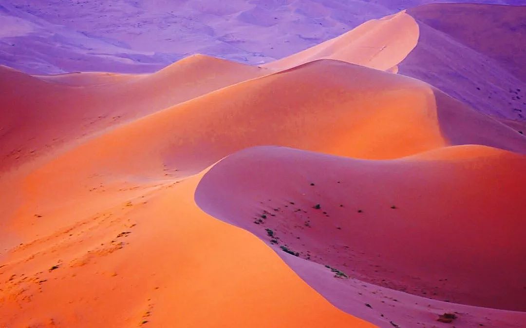 世界最长沙漠公路，耗资370亿，一路风景如画，自驾美爆了！ - 22