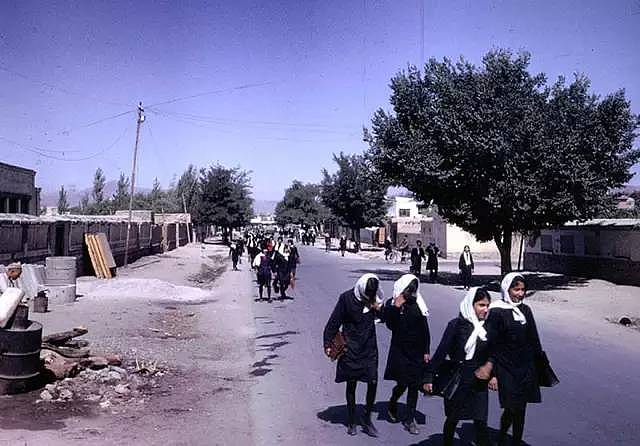 1960年代的阿富汗：没有扛枪少年、人肉炸弹，更没有仇恨... - 15