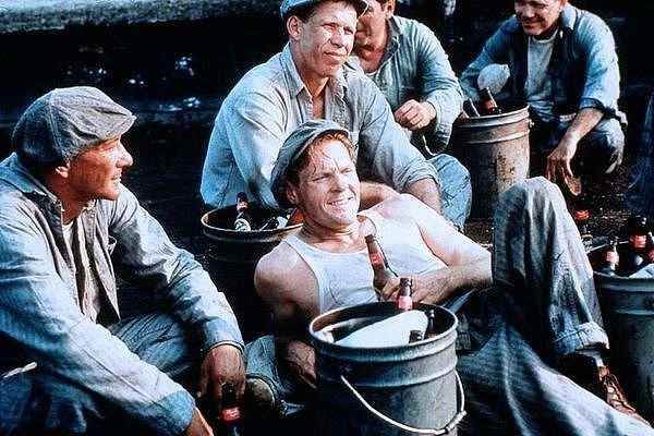 史上最佳影片《肖申克的救赎》上映25周年：要么汲汲于生，要么碌碌于死 - 14