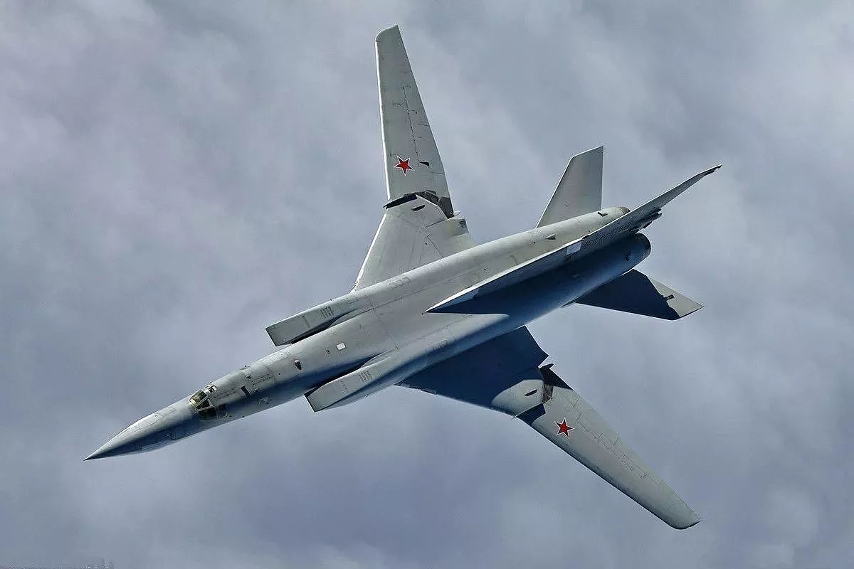 中国为何不要俄制逆火轰炸机？因为有一样东西俄罗斯坚决不卖！ - 12