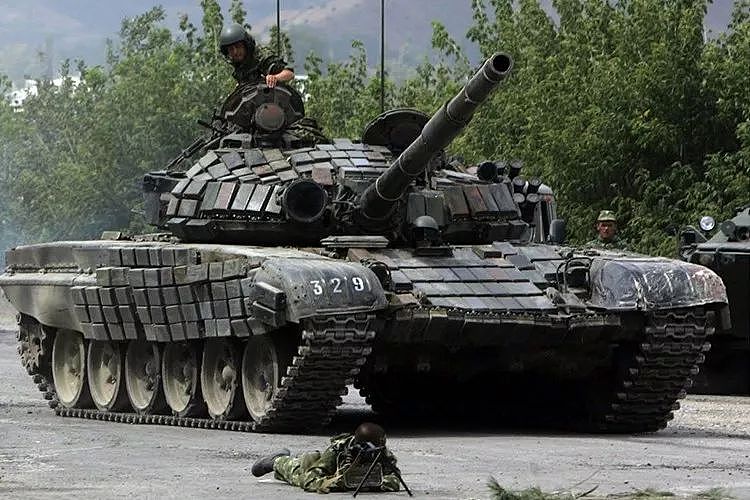 T-72怒换T-34?俄罗斯这波“以新换旧”藏了一万个小九九 - 4