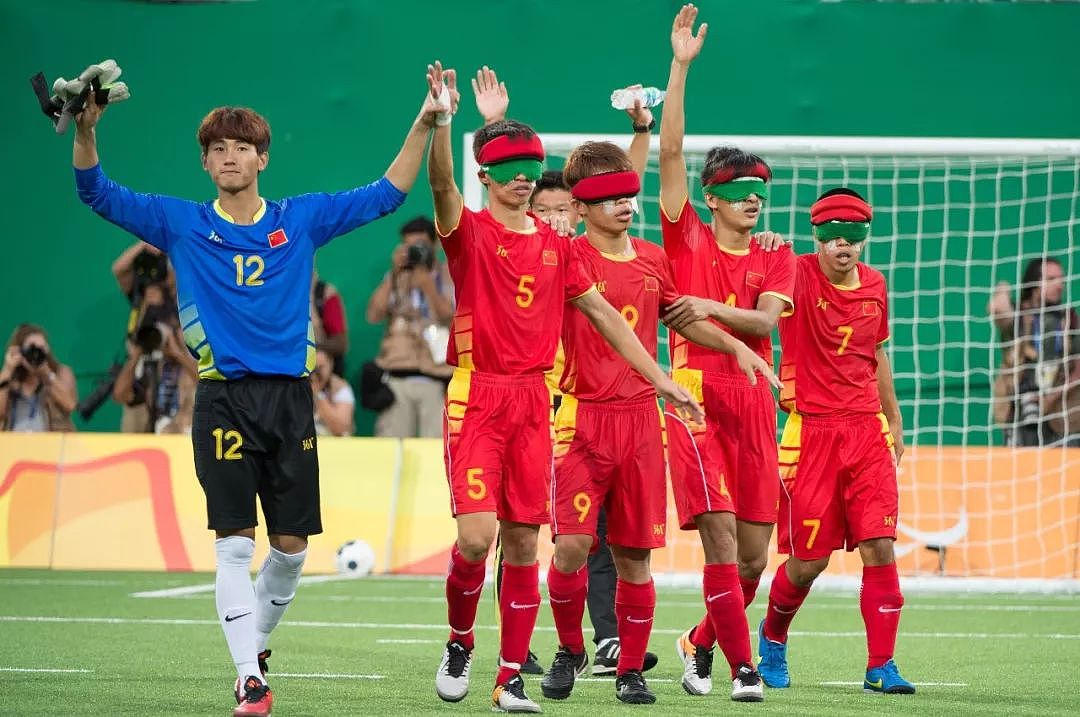 谁说中国足球不行？这支中国足球队又获世界杯季军 - 23