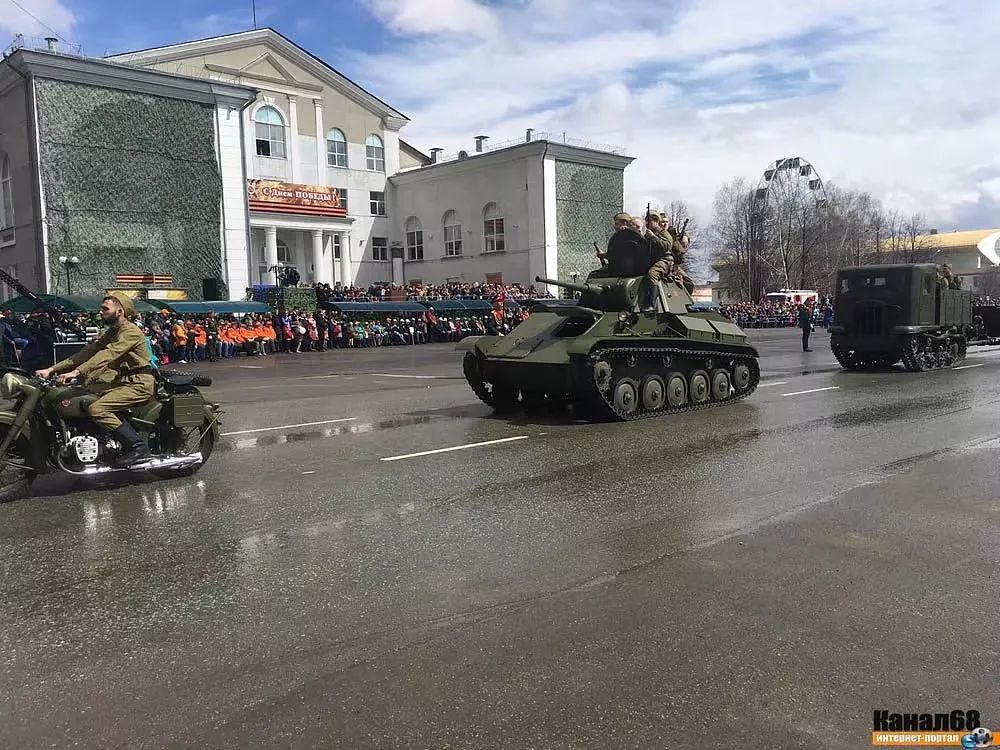 俄国阅兵把二战古董战车开上大街，T35坦克引起军迷一片尖叫 - 11
