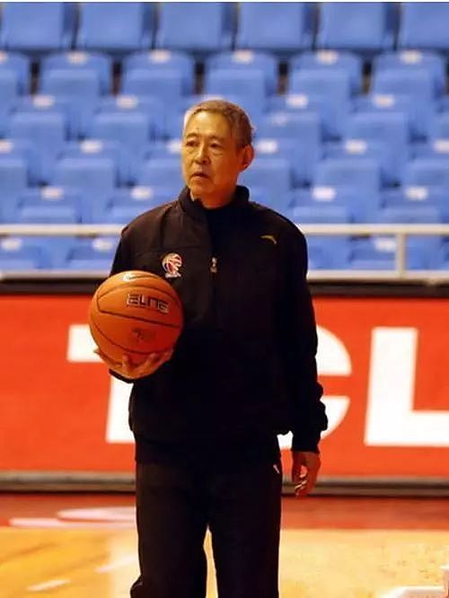 中国篮球，70年70人 - 25