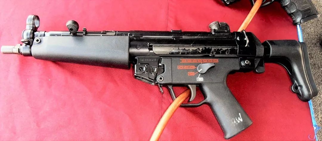 中国版“MP5”惊艳亮相，一身皮轨比德国货还好用！｜轻武专栏 - 8