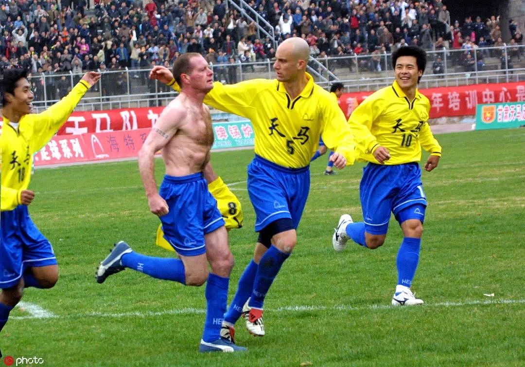 16年前，中国联赛迎来最大牌外援，却只留下4场2球 - 4