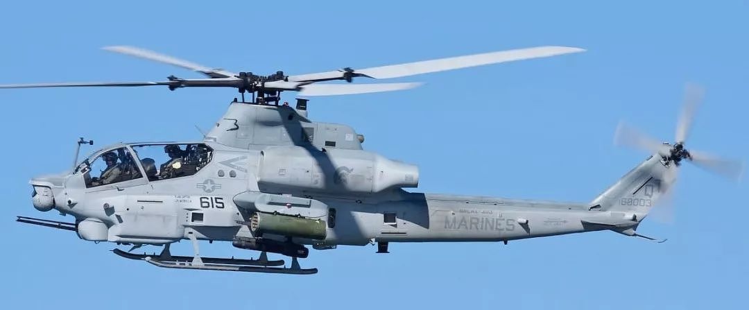 战争模拟｜阿帕奇武装直升机穿越回二战，大战德国和日本战斗机 - 6